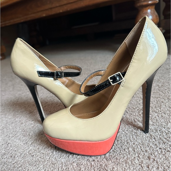 Steve Madden Patent Leather Shoes | nude with red & black | Rare | Size 7.5 - Picture 2 of 7